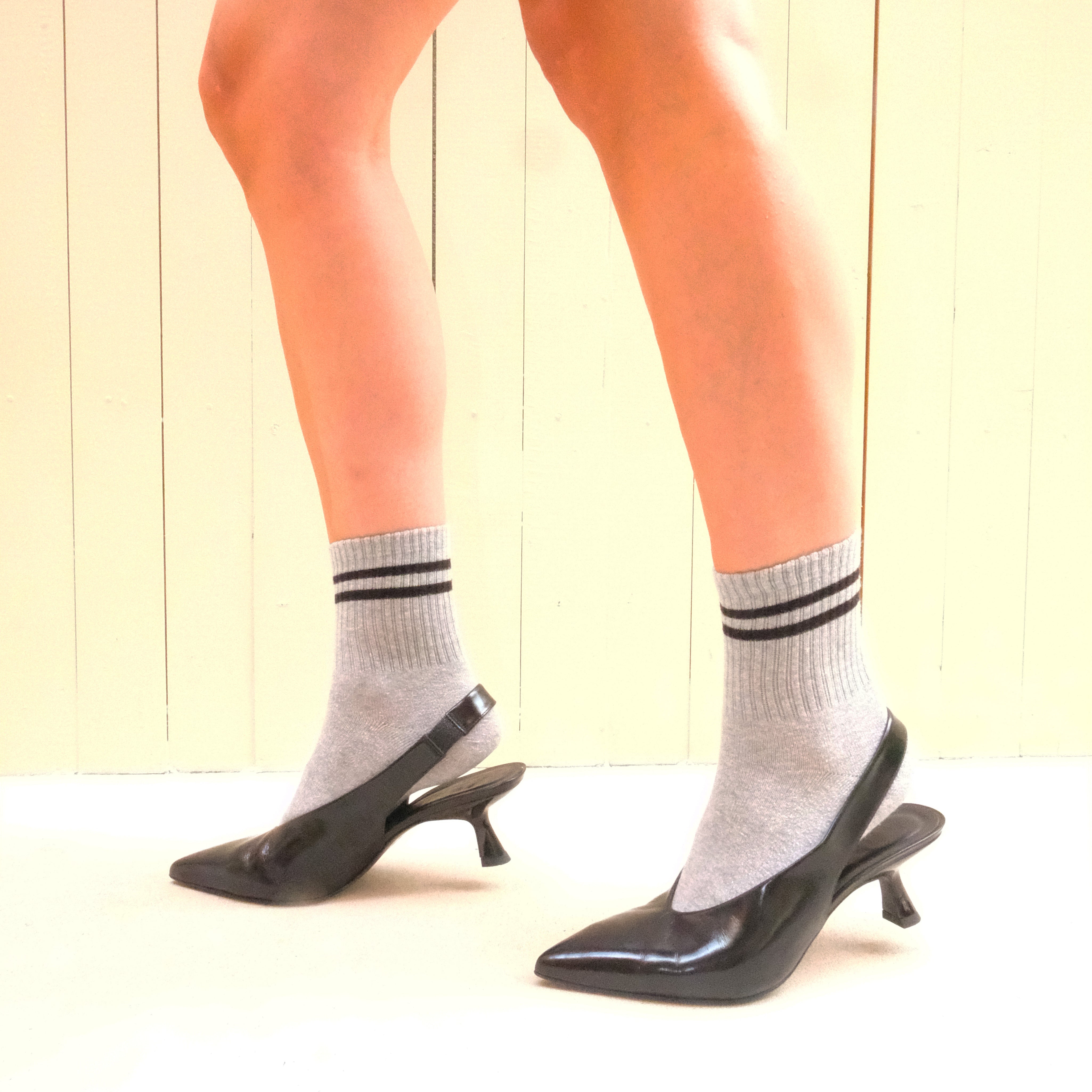 BLACKSLINGBACK3_4.jpg